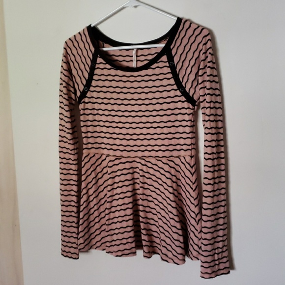 Free People Tops - Free People long sleeve shirt